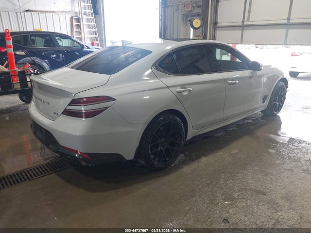 Genesis G70 2.0t Awd