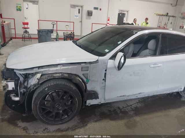 Genesis G70 2.0t Awd