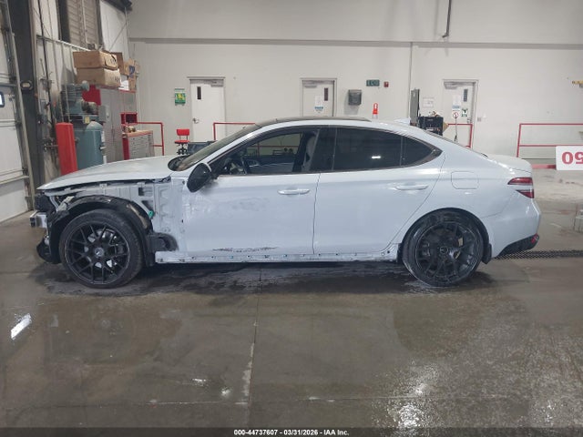 Genesis G70 2.0t Awd
