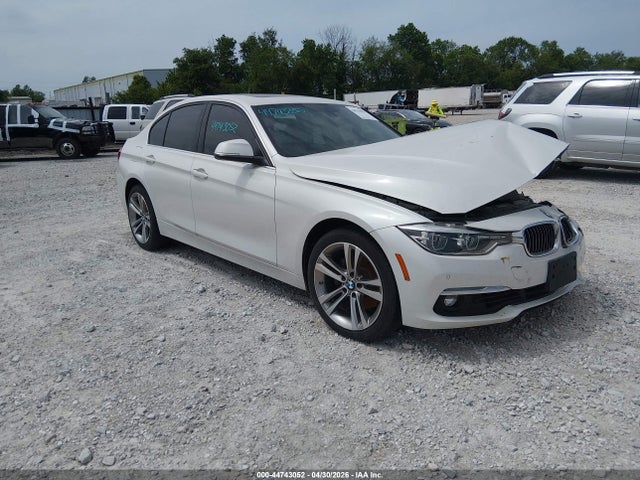 Salvage BMW 3 Series Image