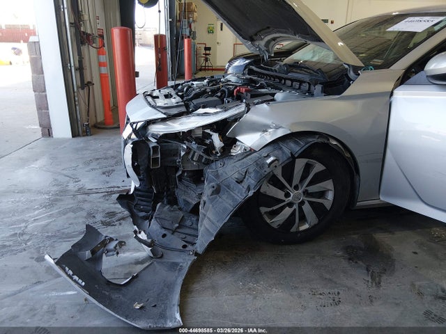 Nissan Altima S Fwd