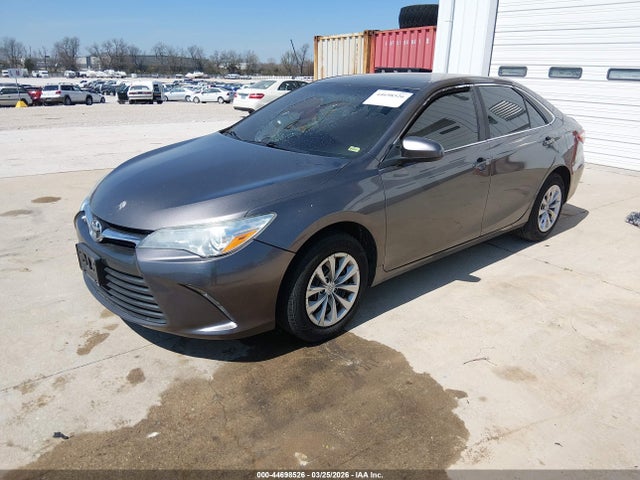 Toyota Camry Le