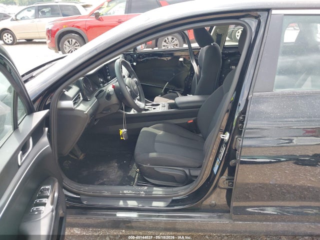 Kia K5 Lxs