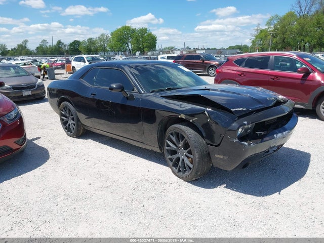 Salvage Dodge Challenger Image