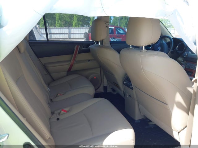 Toyota Highlander Limited V6