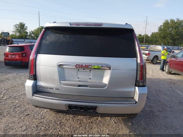 GMC Yukon Denali