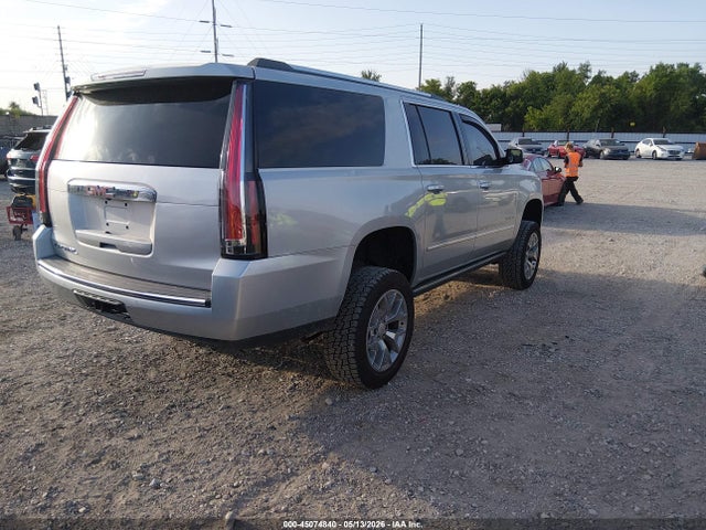 GMC Yukon Denali