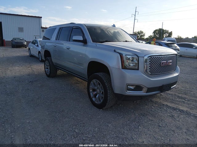 Salvage GMC Yukon Image
