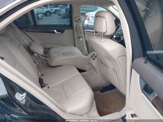 Mercedes-Benz C-Class Sport