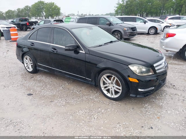 Salvage Mercedes-Benz C-Class Image