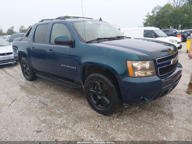 Salvage Chevrolet Avalanche 1500 Image