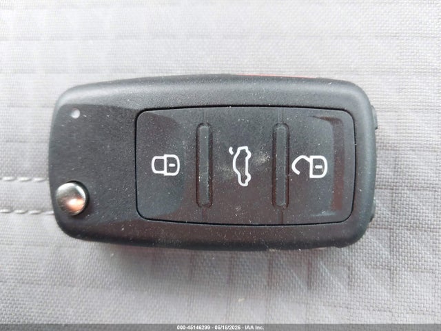 Volkswagen Jetta 1.4t S