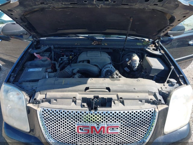 GMC Yukon Denali