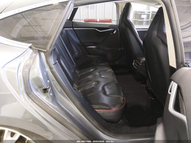 Tesla Model S Performance