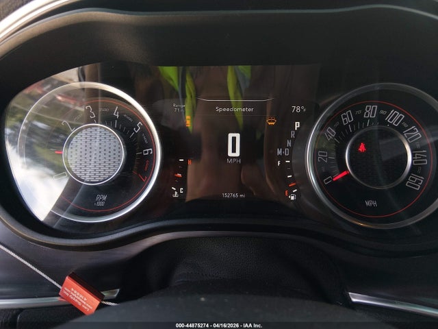 Dodge Challenger Sxt