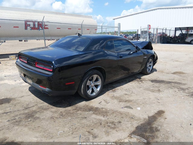 Dodge Challenger Sxt