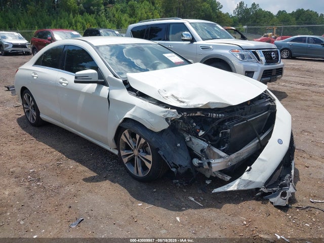 Salvage Mercedes-Benz Cla-class Image