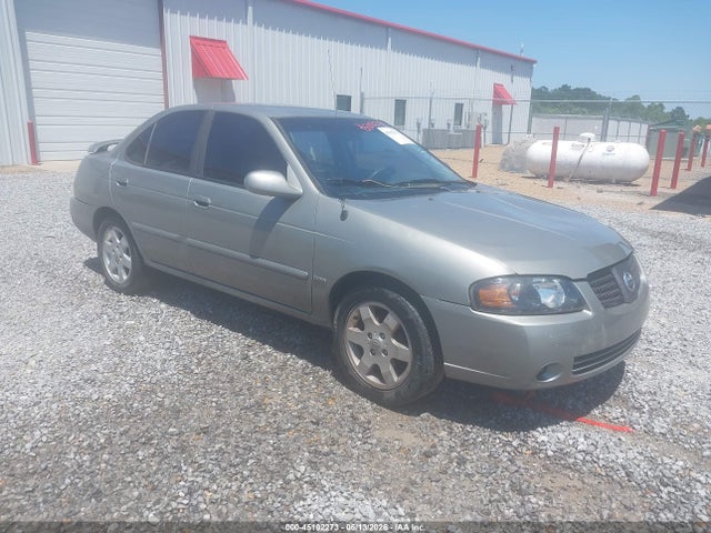 Salvage Nissan Sentra Image