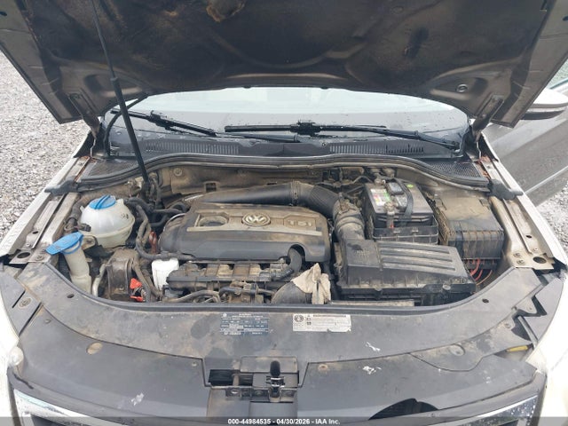 Volkswagen CC Lux Plus