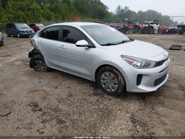 Salvage Kia Rio Image