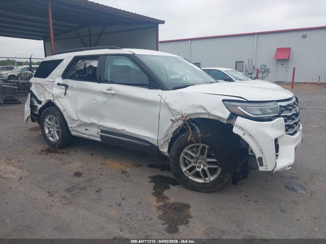 Salvage Ford Explorer Image