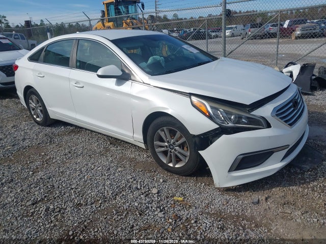 Salvage Hyundai SONATA Image