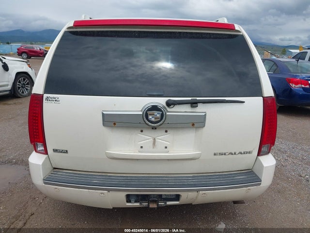 Cadillac Escalade Standard