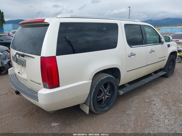 Cadillac Escalade Standard