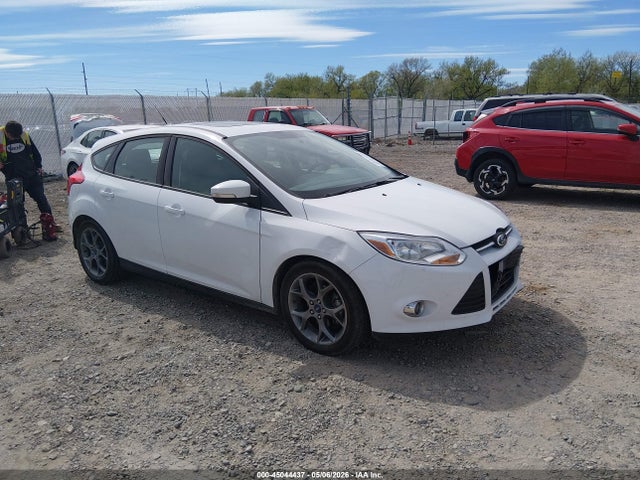 Salvage Ford Focus Image