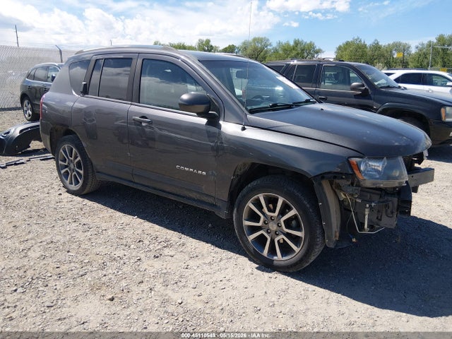 Salvage Jeep Compass Image