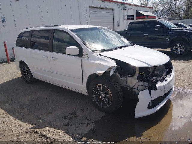 Salvage Dodge Grand Caravan Image