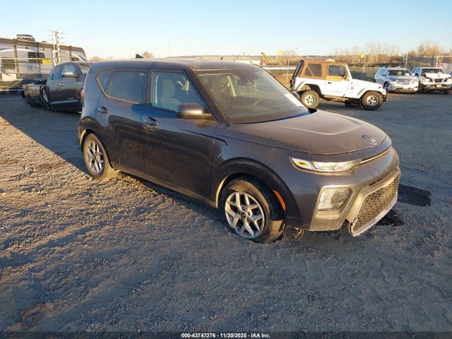 Salvage Kia Soul Image