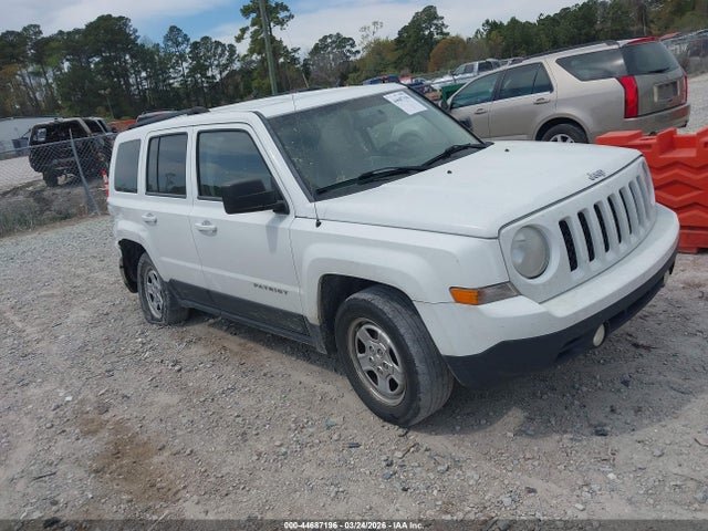 Salvage Jeep Patriot Image