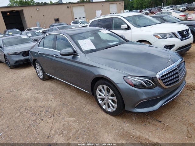 Salvage Mercedes-Benz E-Class Image