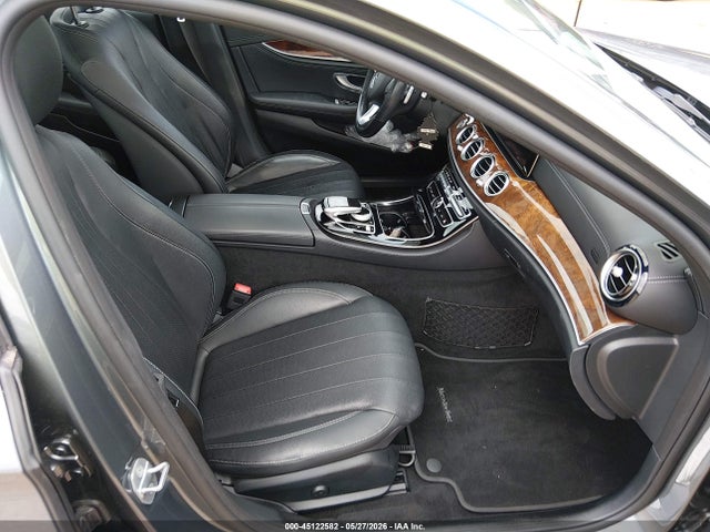 Mercedes-Benz E-Class 4matic