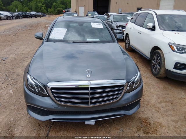 Mercedes-Benz E-Class 4matic