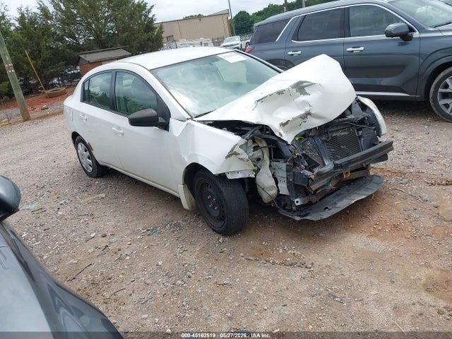 Salvage Nissan Sentra Image