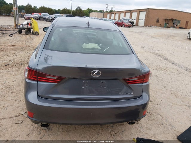 Lexus Is