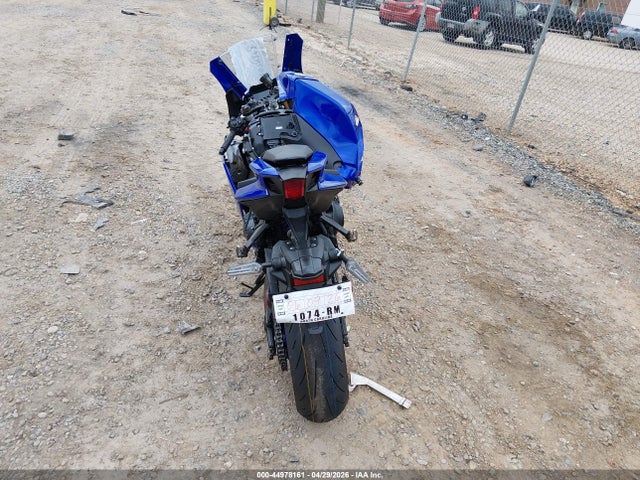 Yamaha Yzf890