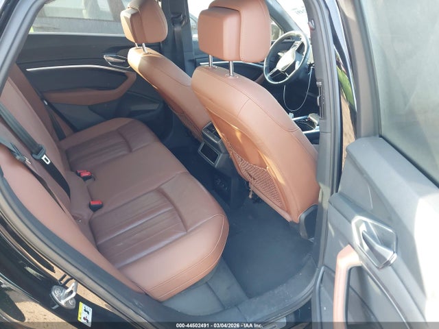 Audi e-tron Premium S Line Quattro