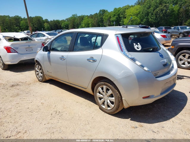 Nissan LEAF S