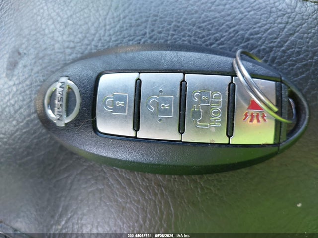 Nissan LEAF S