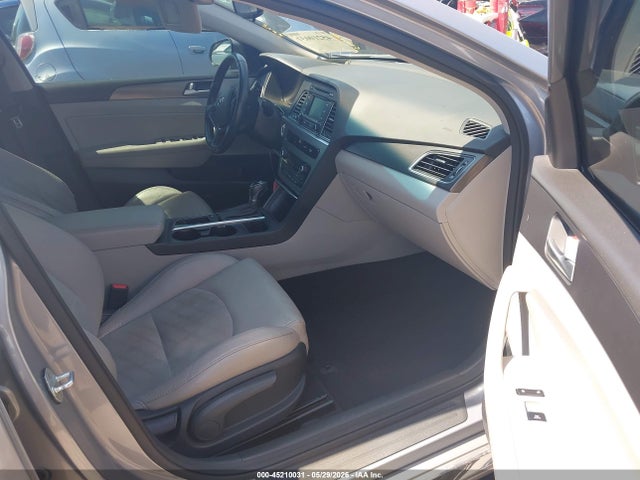 Hyundai SONATA Sport