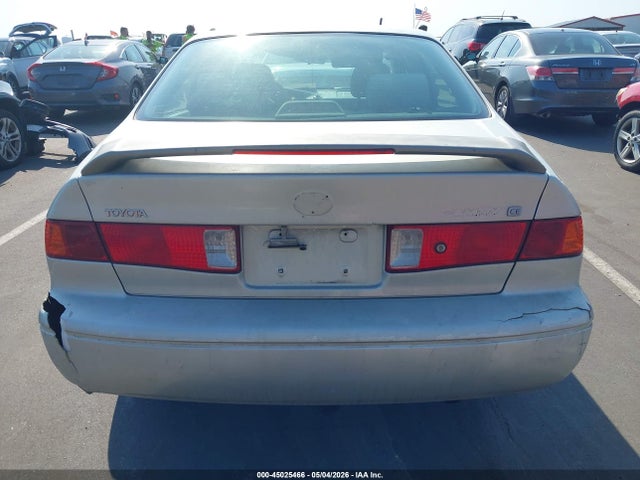 Toyota Camry Ce