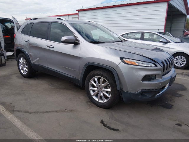 Salvage Jeep Cherokee Image