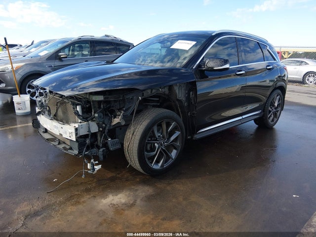 INFINITI Qx Essential