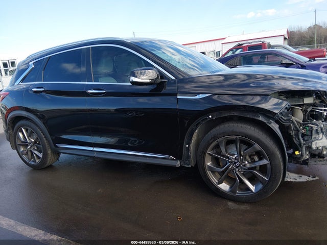 INFINITI Qx Essential