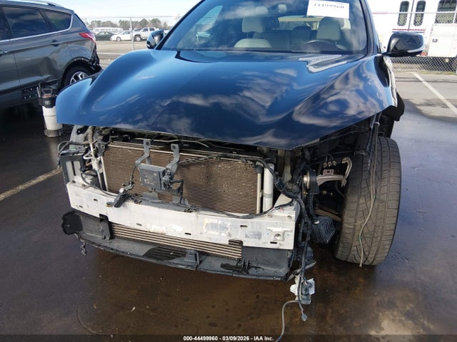 INFINITI Qx Essential