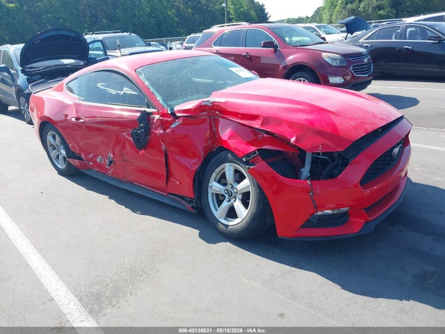 Salvage Ford Mustang Image