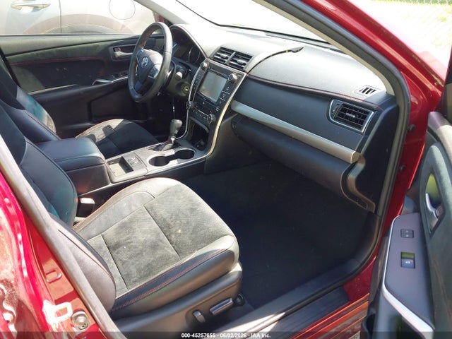 Toyota Camry Xse